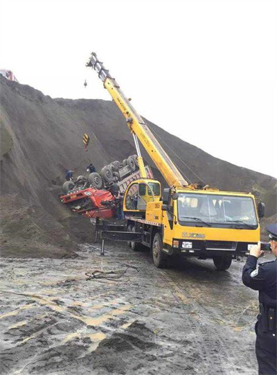 莒县上犹道路救援